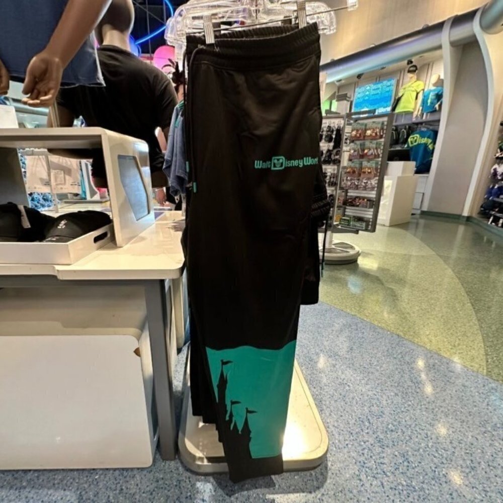 NWOT Disney Walt Disney World Retro Castle Black Green Men's Pants Size L